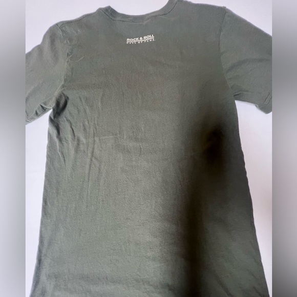 ROCK & ROLL HALL OF FAME GRAPHIC T-SHIRT
OLIVE GREEN W/ CREAM WRITING SIZE SMALL - Picture 3 of 9